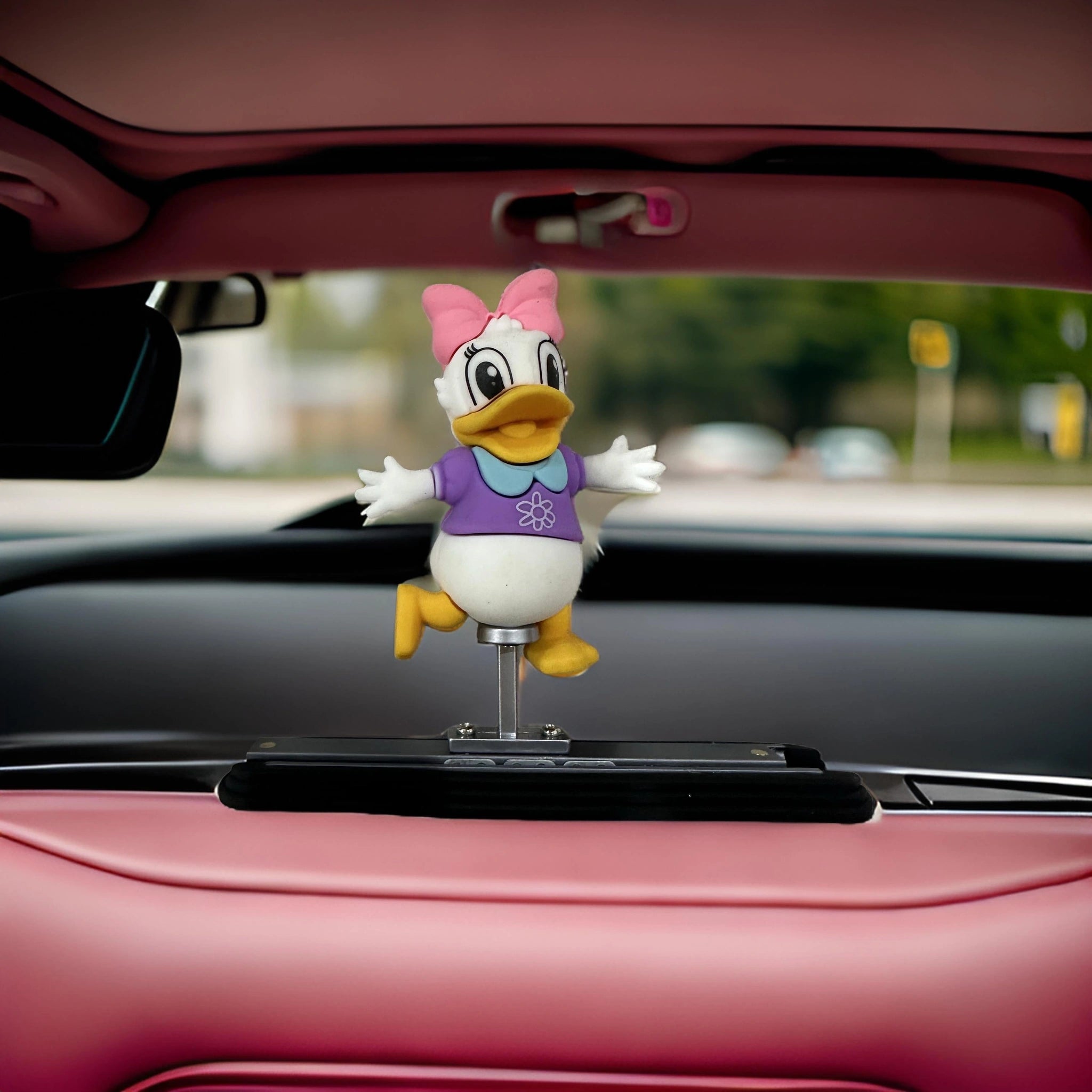 Daisy Duck Dancing Dashboard Sliding Doll-دمية ديزي داك الراقصة المنزلقة على لوحة القيادة-Auto-Emporio-Kuwait.0