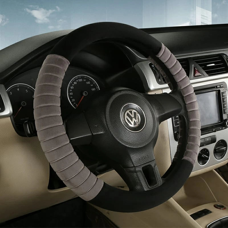 Delux Velvet Steering Wheel Covers M006 (Medium)-أغطية عجلة القيادة ديلوكس مخملية M006 (متوسطة)-Auto-Emporio-Kuwait.0