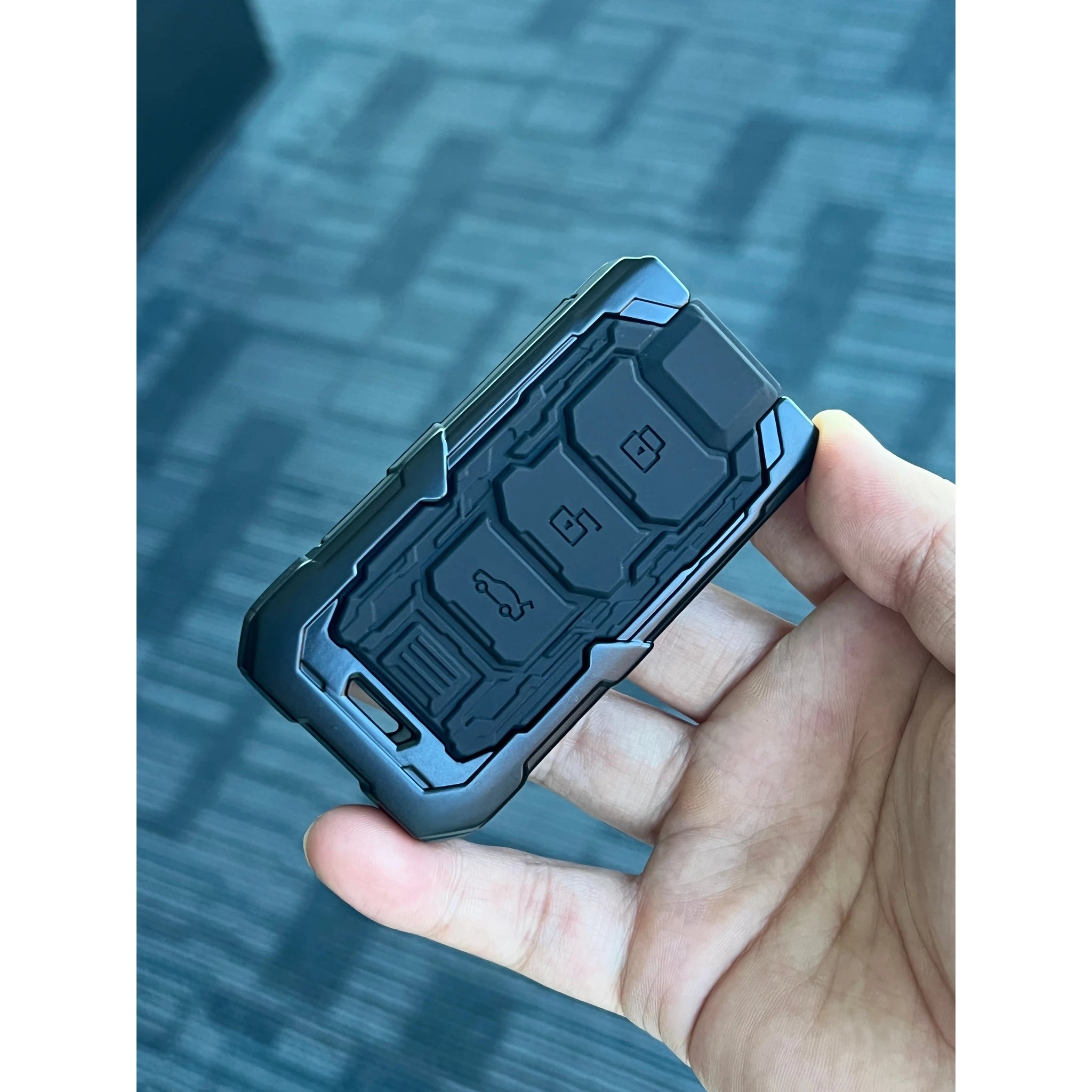 HYUNDAI Zinc Alloy Key Remote Cover with two keychains-غطاء جهاز التحكم عن بعد لمفتاح HYUNDAI من سبائك الزنك مع سلسلتي مفاتيح-Auto-Emporio-Kuwait.0