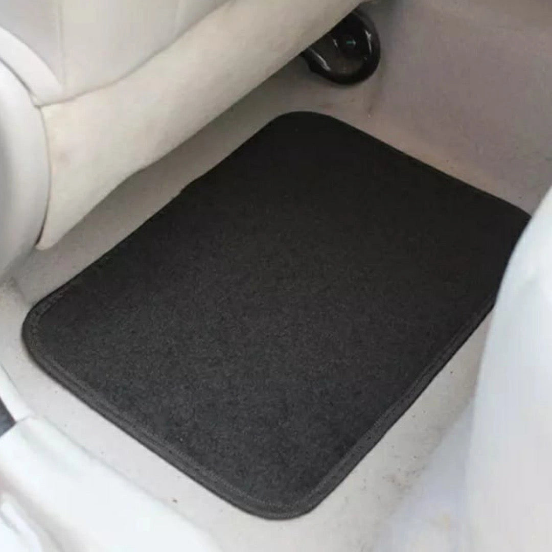 Nylon Car Mats (5 pcs set)-سجادات السيارة المصنوعة من النايلون (طقم 5 قطع)-Auto-Emporio-Kuwait.0