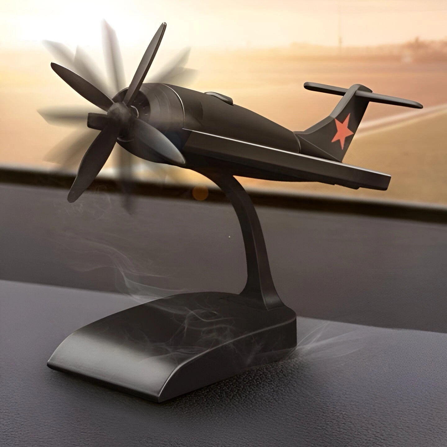 Premium Aircraft Plane Solar Rotating Air Freshener-معطر هواء دوار يعمل بالطاقة الشمسية على شكل طائرة فاخرة-Auto-Emporio-Kuwait.0