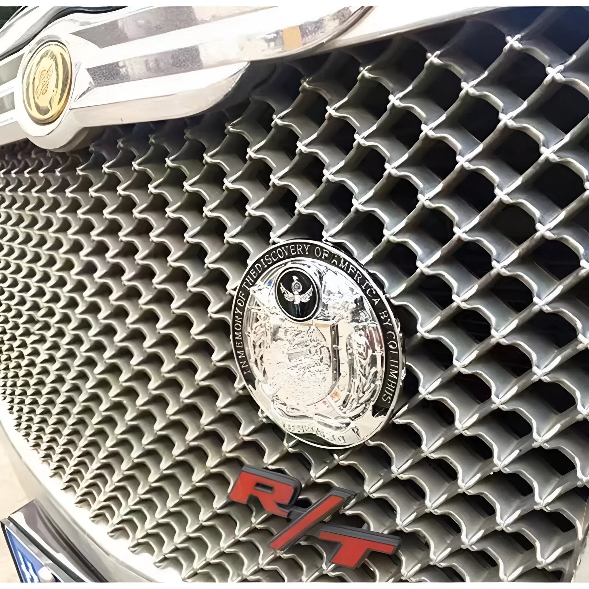 VIP Columbus 3D Car Grille Badge-شارة مصبغة سيارة VIP كولومبوس ثلاثية الأبعاد-Auto-Emporio-Kuwait.0