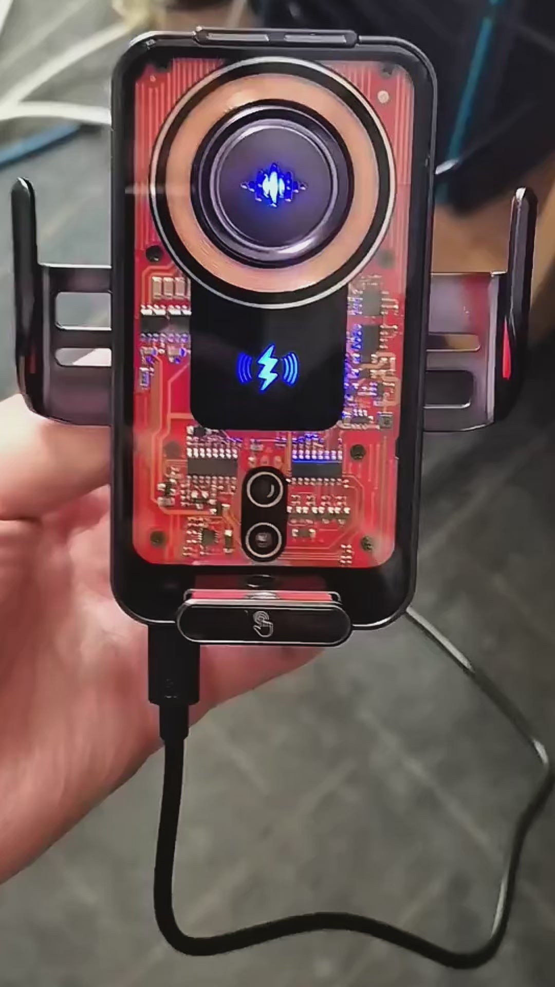 D1 Wireless Fast Charger Magnetic Sensor Mobile Holder