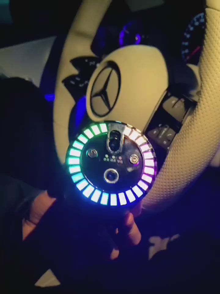 موزع عطر AI مع ضوء LED وزيت عطري (50 مل)